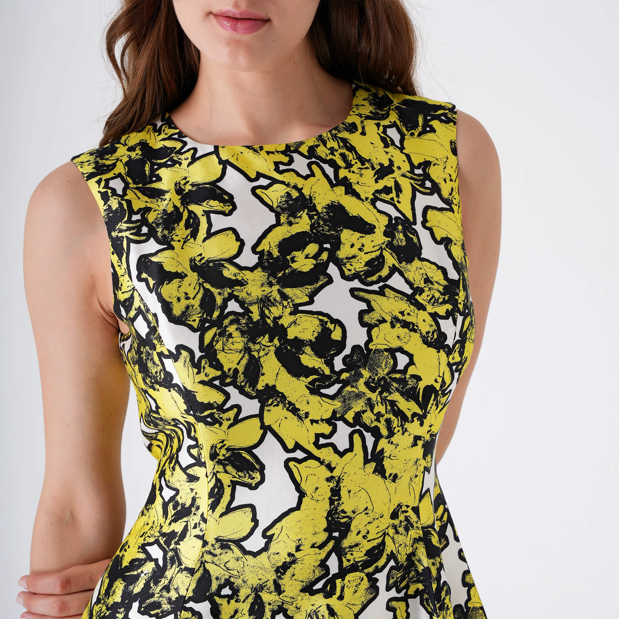 Oscar De La Renta - Neon Yellow&White Floral V Neck Dress